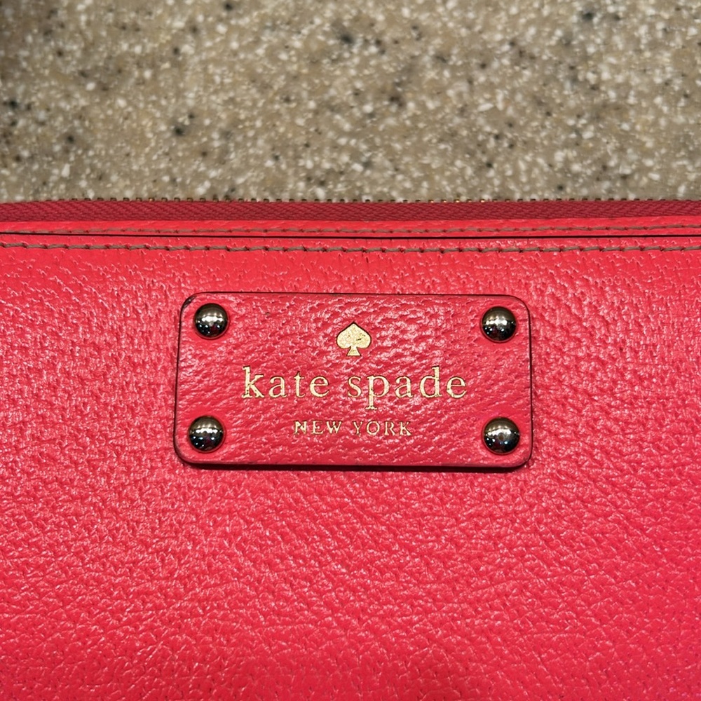 ❤️FINAL PRICE Kate Spade Layton Wellesley Neon Pink Leather Wristlet WLRU1779 - Picture 2 of 14